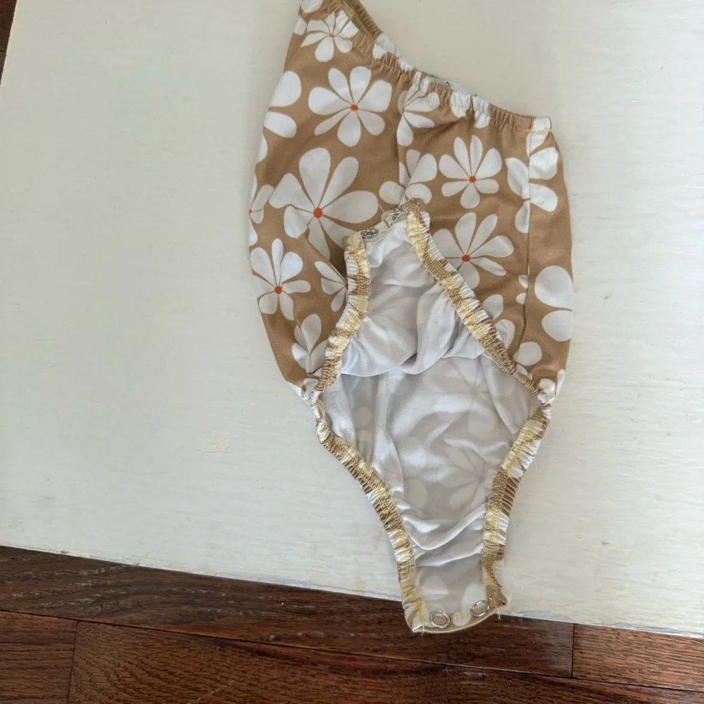 Tan and White Floral Diaper Cover with Tropical Design